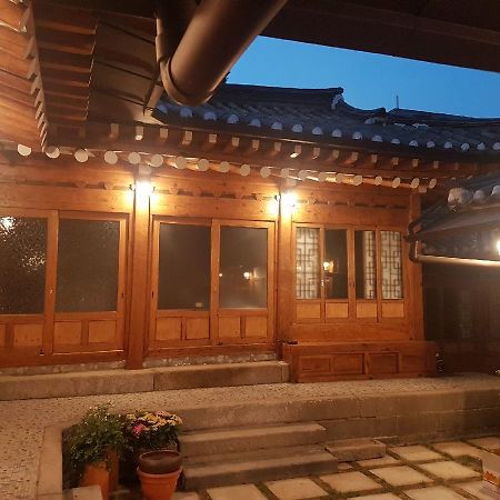 Sohyundang Guesthouse Seoul Exterior photo